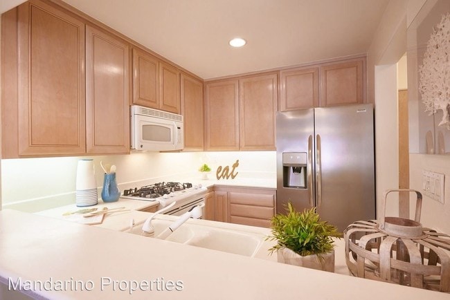 Building Photo - 1 br, 1 bath House - 226 Por La Mar Circle