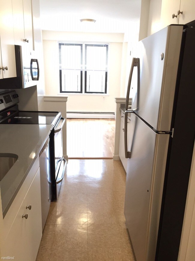 9730 57th Ave, Corona, NY 11368 Condo for Rent in Corona, NY