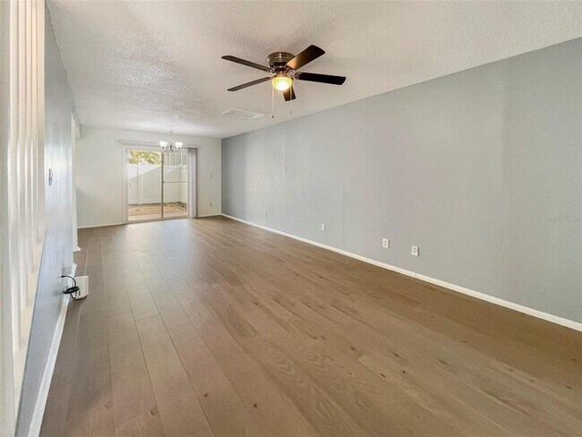 Foto del edificio - 4001 S Beneva Rd