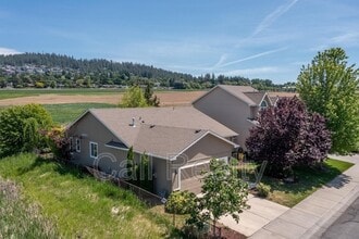 Building Photo - 5211 S Myrtle Ln