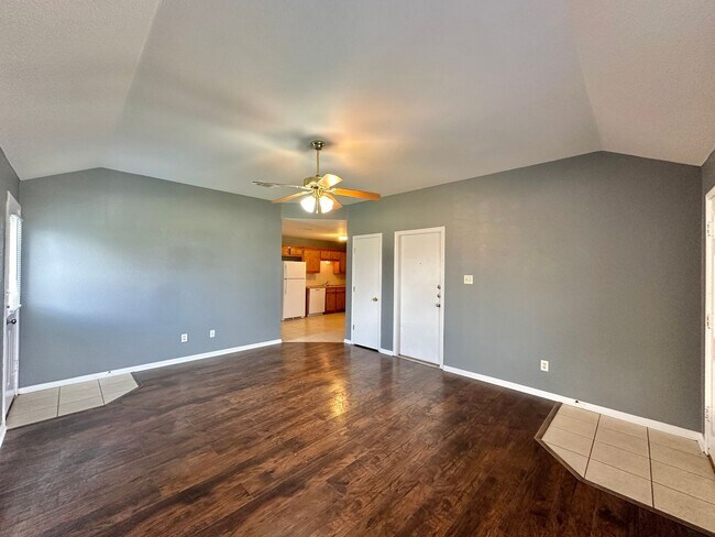 Foto del edificio - 1501 Cinch Dr