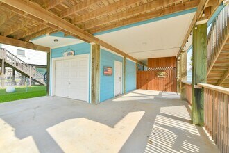 Building Photo - 4131 Jackson Dr