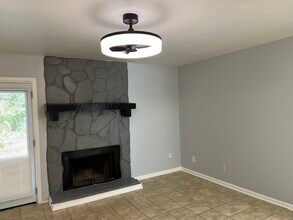 Building Photo - 6419 Baker Ct