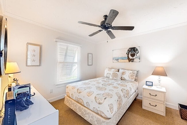 Building Photo - 6040 E Peppertree Way
