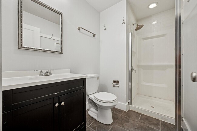 Photo - 1703 W Montgomery Ave Apartment