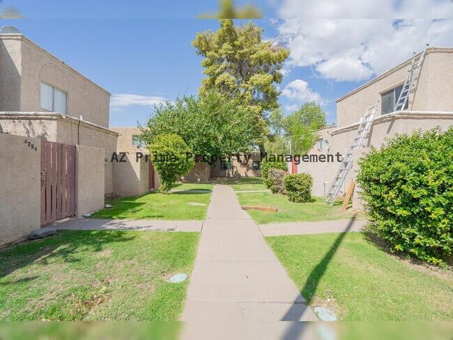 Building Photo - 4260 N 67TH DR, PHOENIX AZ