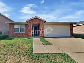 Building Photo - 3913 Country Ln