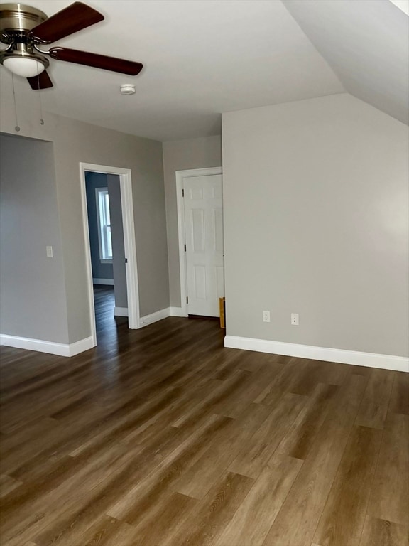 Building Photo - 325 Snell St