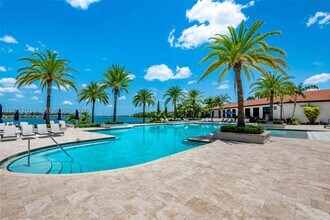 Building Photo - 12835 Bayside Ct