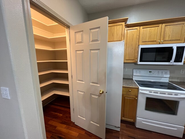 Building Photo - 2746 N Springtime Wy