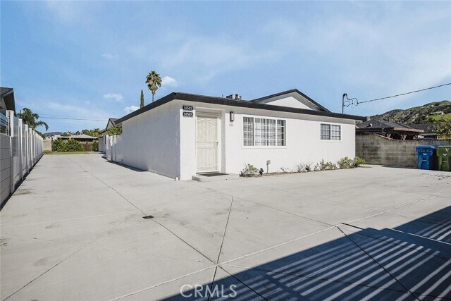 Building Photo - 10501 Cantara St