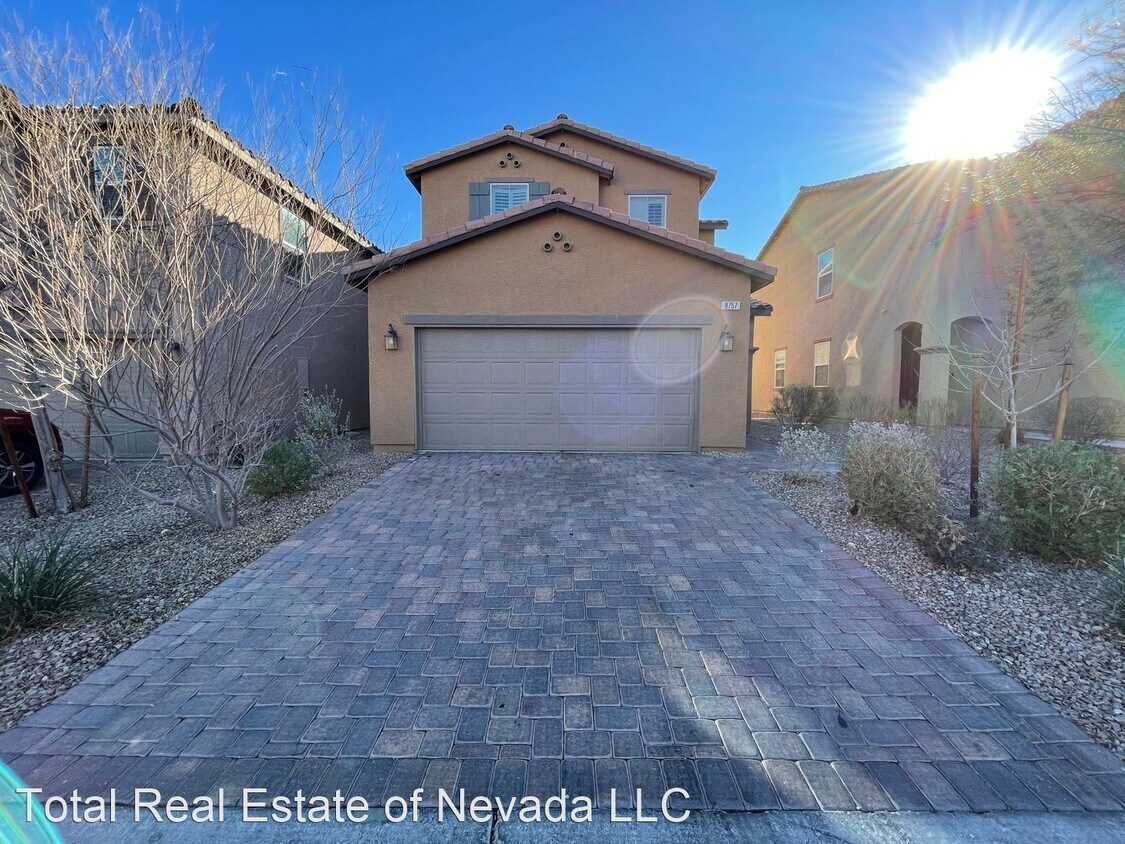 Foto principal - 4 br, 3 bath House - 8757 Cerrito Canyon