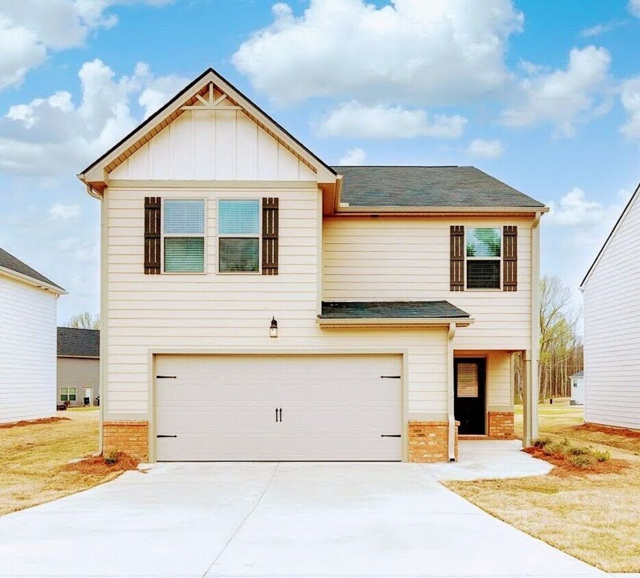 Foto principal - Beautiful Rental Home Features 5 Beds/3.5 ...