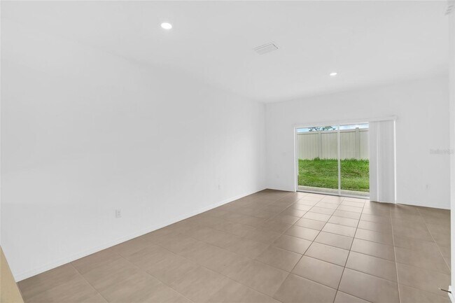 Foto del edificio - 8765 Daybreak St
