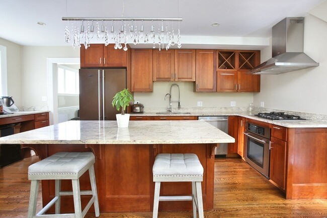 Foto del edificio - 204 Pleasant St