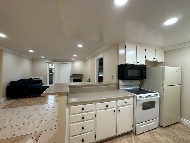 Foto del edificio - 227 Woodland Pky