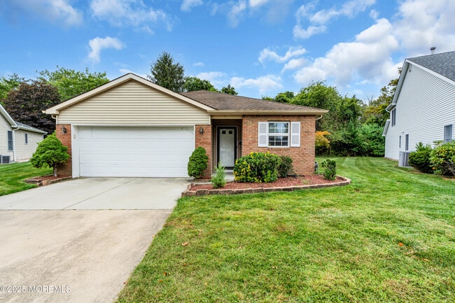 Foto del edificio - 1970 Cherryvale Ct