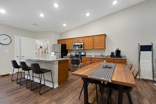 Foto del edificio - Redwood Indianapolis