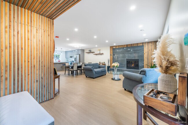 Photo du bâtiment - 6 Bed, 3.5 Bath Upper House for Rent in Delta!