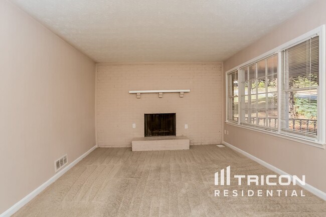 Building Photo - 2669 Peggy Sue Ln