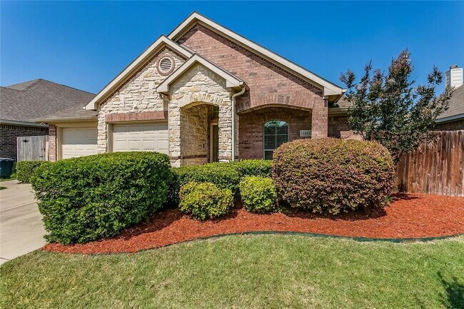 Foto del edificio - 3 bed, 2 Bath Home in North Fort Worth