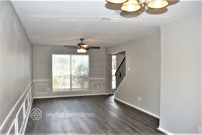 Foto del edificio - 609 Nightshade Dr