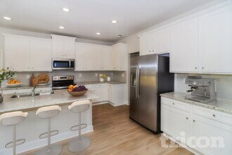 Interior Photo - Tricon Lake Norman