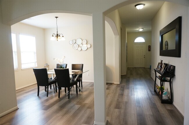 Building Photo - 2614 Whitetip Ct
