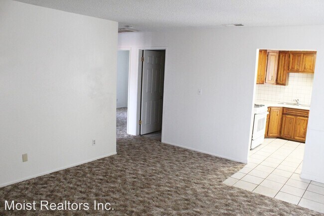 Building Photo - 12995 5th St