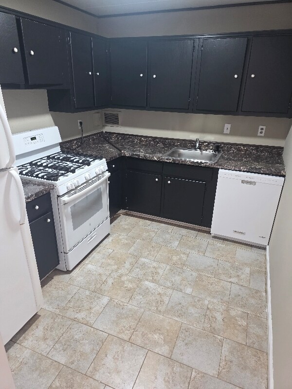 Foto del edificio - 6011 Emerson St