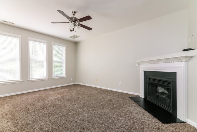Building Photo - 180 Hutson Ln