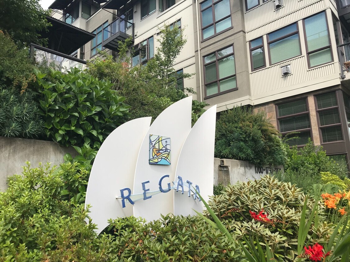 Foto principal - Stylish NW Contemporary 2 Bed, 2 Bath Cond...