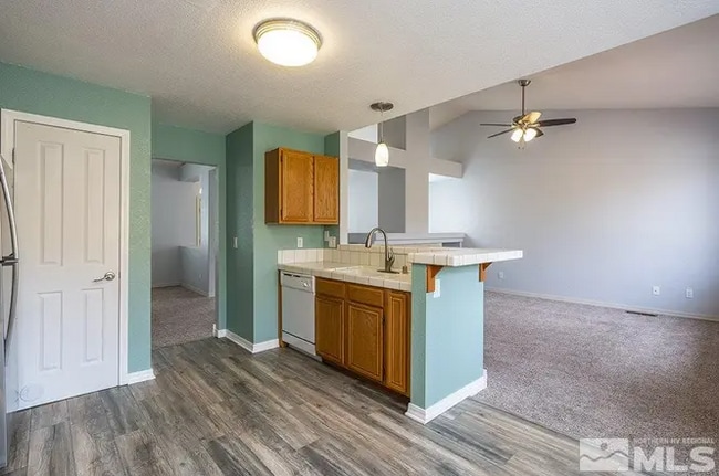 Building Photo - 3943 Regal Dr