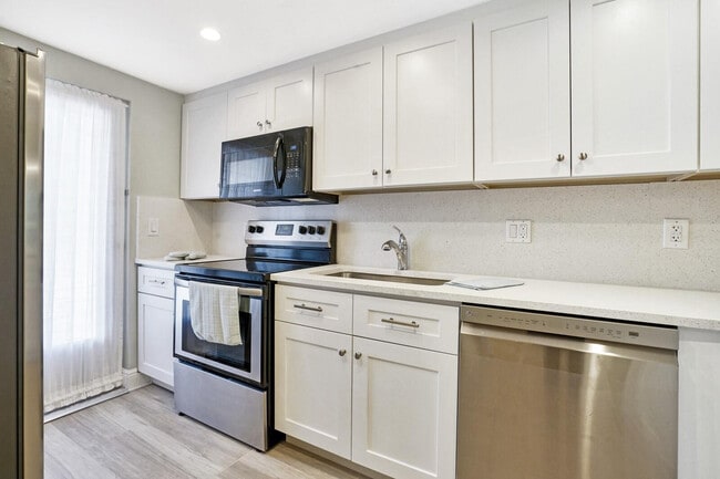 Foto del edificio - 4500 N Federal Hwy