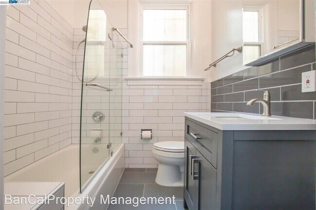 Building Photo - 1 br, 1 bath House - 206 Steiner Street  A...