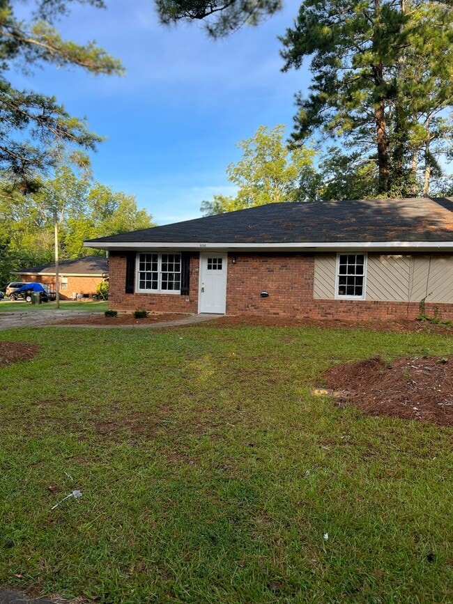 Building Photo - 8152-8156 Misty Ln SW