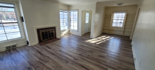 Foto del edificio - 1421 Beltrami Ave NW