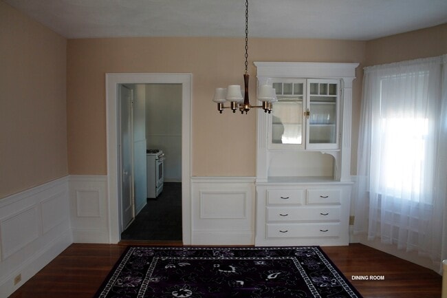 Building Photo - 19 Surry Rd
