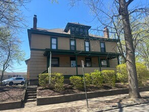 Building Photo - 2157 Tuller St