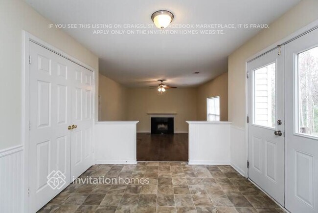 Building Photo - 7145 Pinecone Way