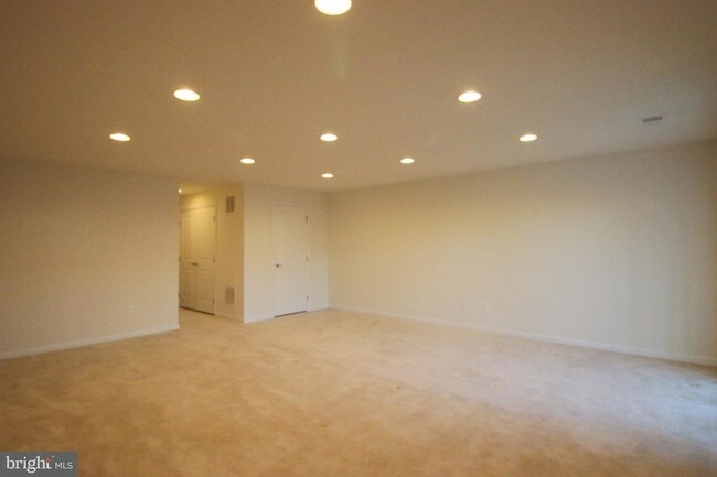 Building Photo - 109 Watersprite Way