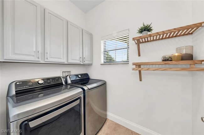 Building Photo - 1248 Carpazi Ct