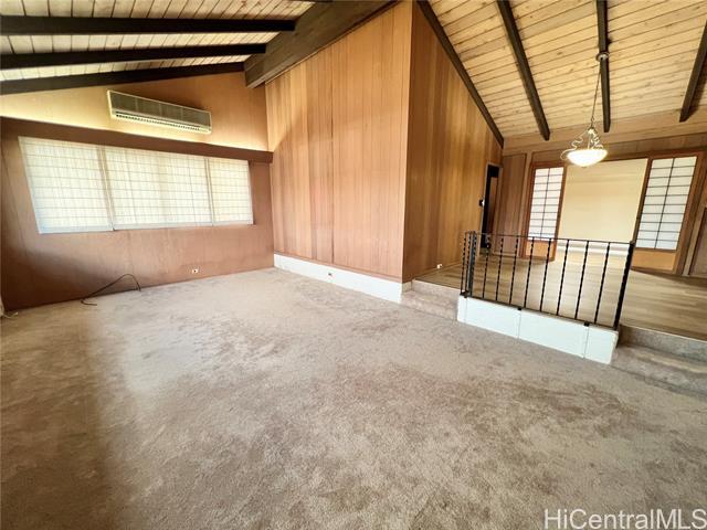 Primary Photo - 1450 Kaweloka St
