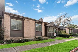 Building Photo - 2282 Gemini St