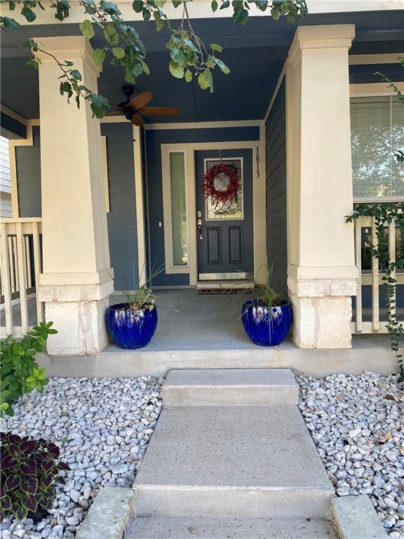 Foto del edificio - 1813 Enchanted Rock Dr