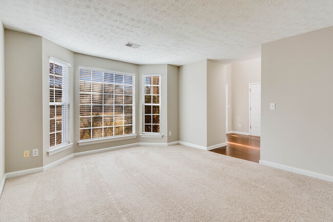 Building Photo - 945 Brushy Creek Ct