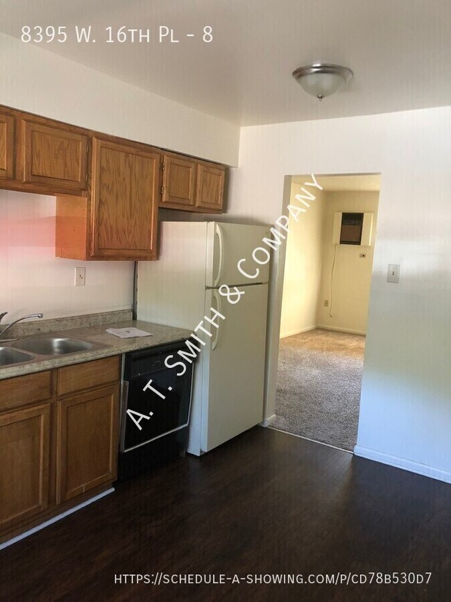 Foto del edificio - 8395 W 16th Pl