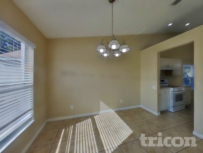 Building Photo - 10515 Walker Vista Dr