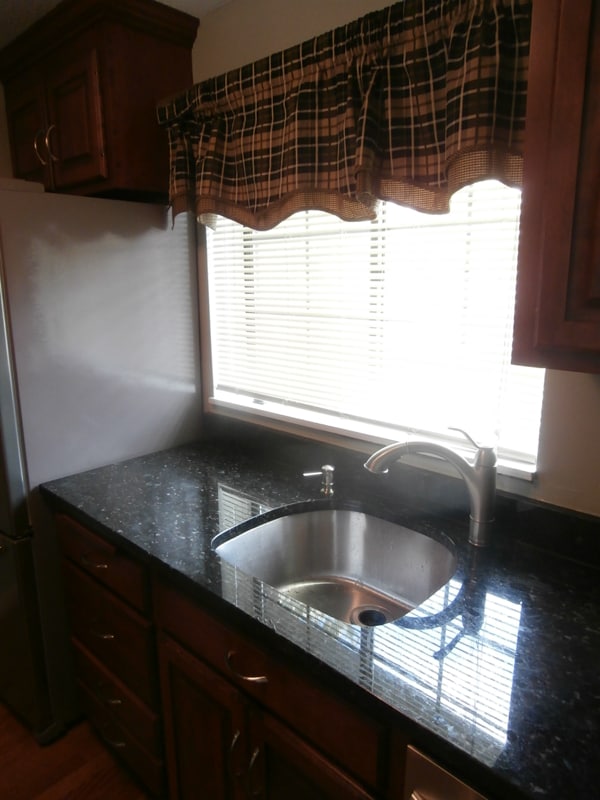 Foto del edificio - 42 N Main St