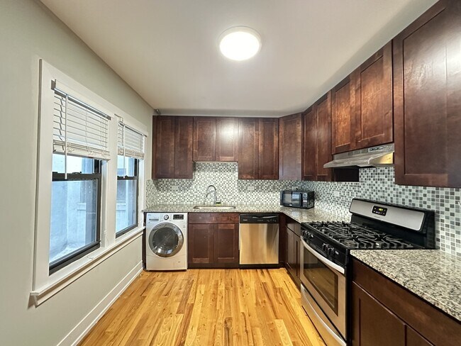 Foto del edificio - 811 Elm St